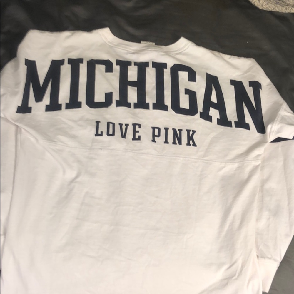 Michigan long sleeve shirt from PINK - Picture 2 of 5